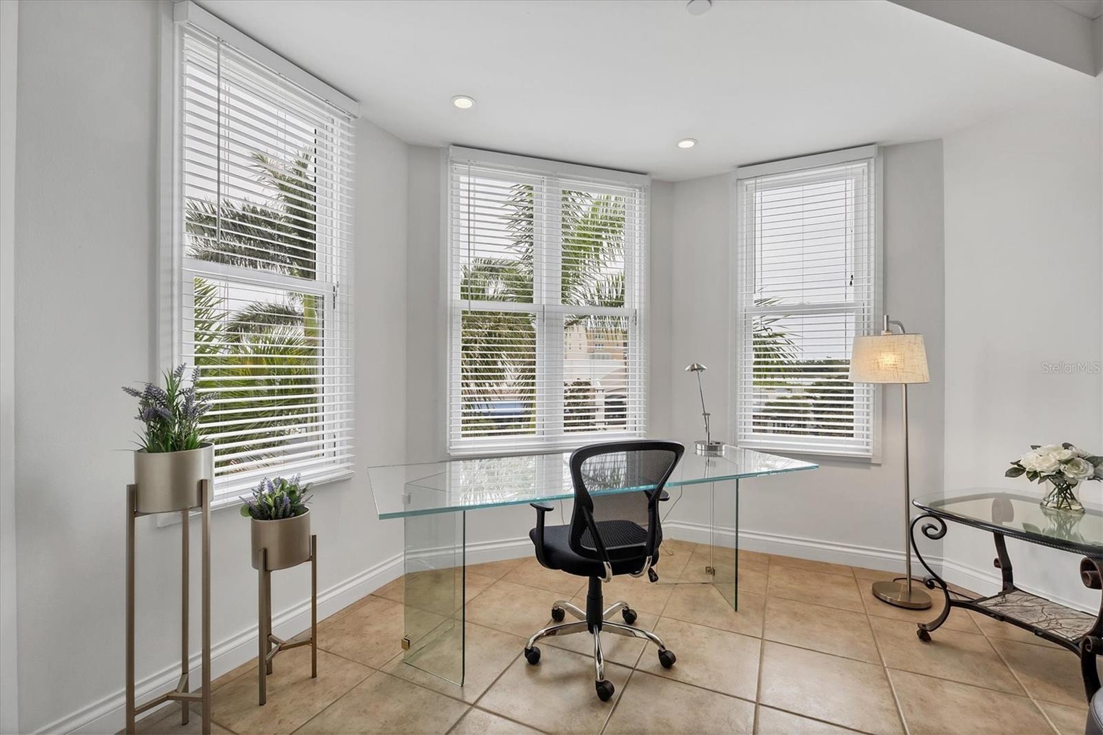 8111 LAKEWOOD MAIN ST #305, LAKEWOOD RANCH, FL — photo 4