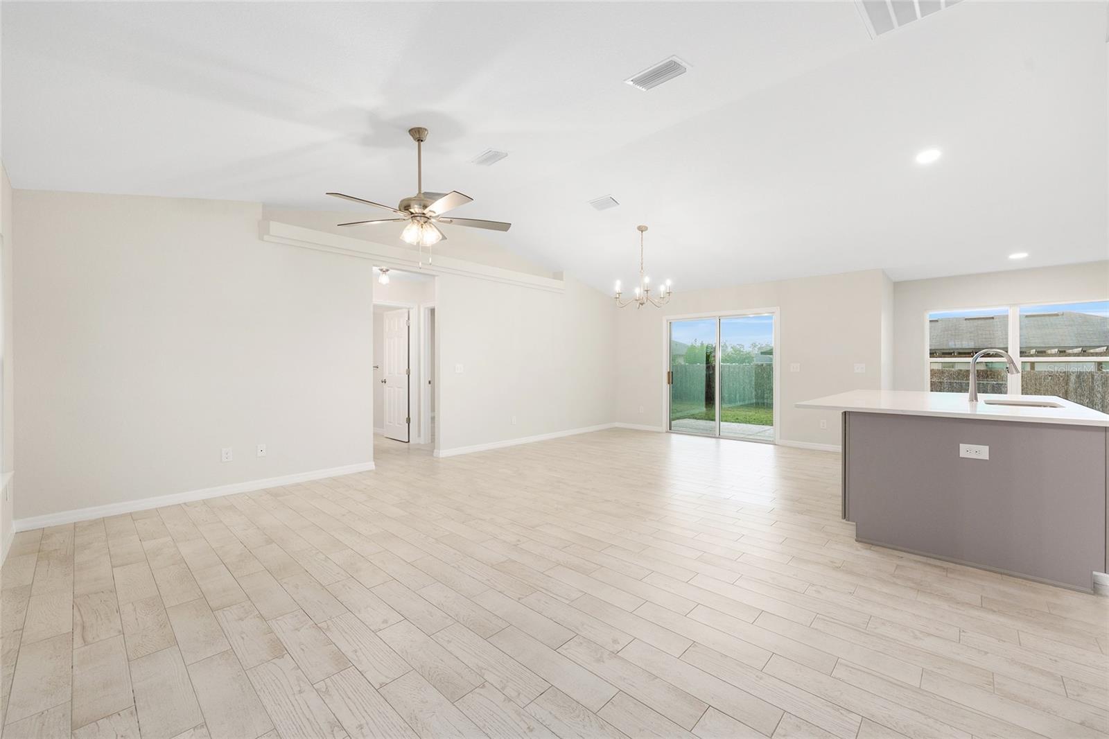 12371 SE 100TH AVE, BELLEVIEW, FL — photo 15