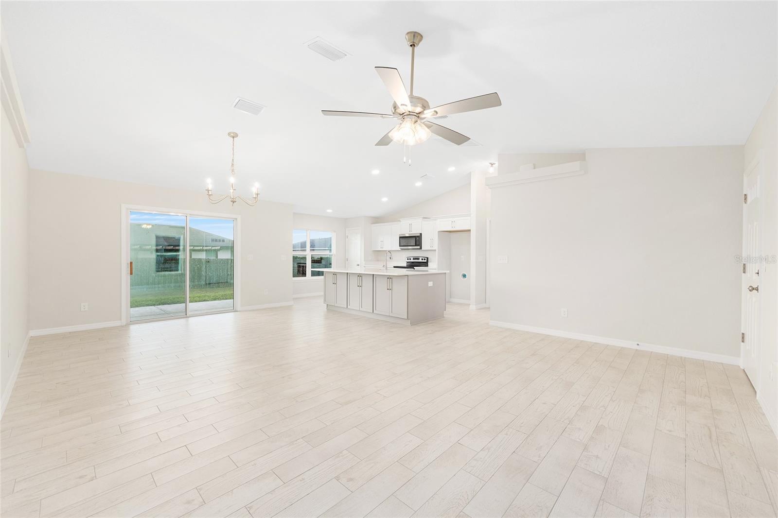 12371 SE 100TH AVE, BELLEVIEW, FL — photo 16