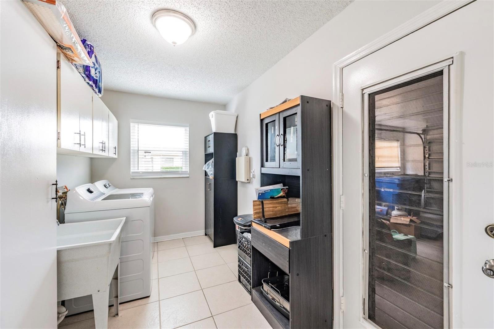 1209 WILD FEATHER LN, SUN CITY CENTER, FL — photo 46