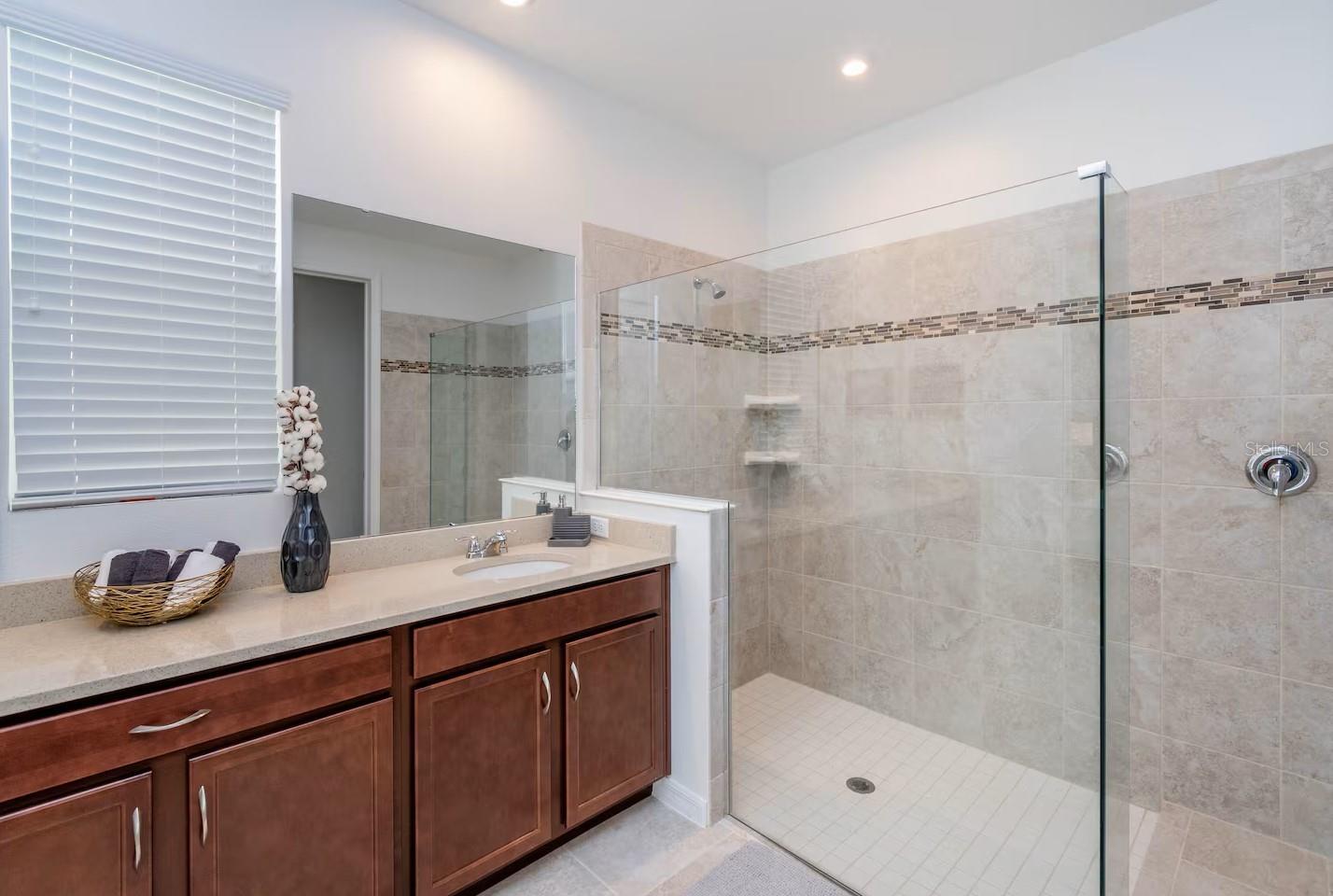 8937 AMELIA DOWNS TRL, KISSIMMEE, FL — photo 18