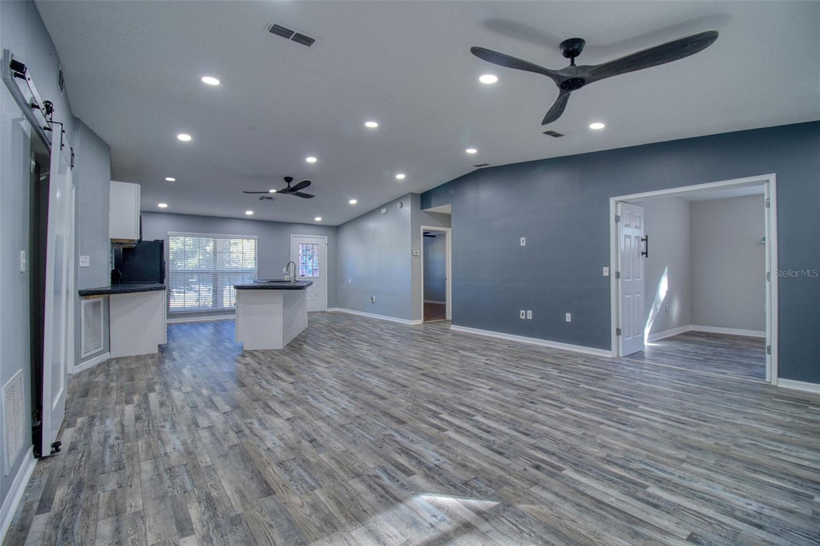 8122 MATTHEW DR, NEW PORT RICHEY, FL — photo 10