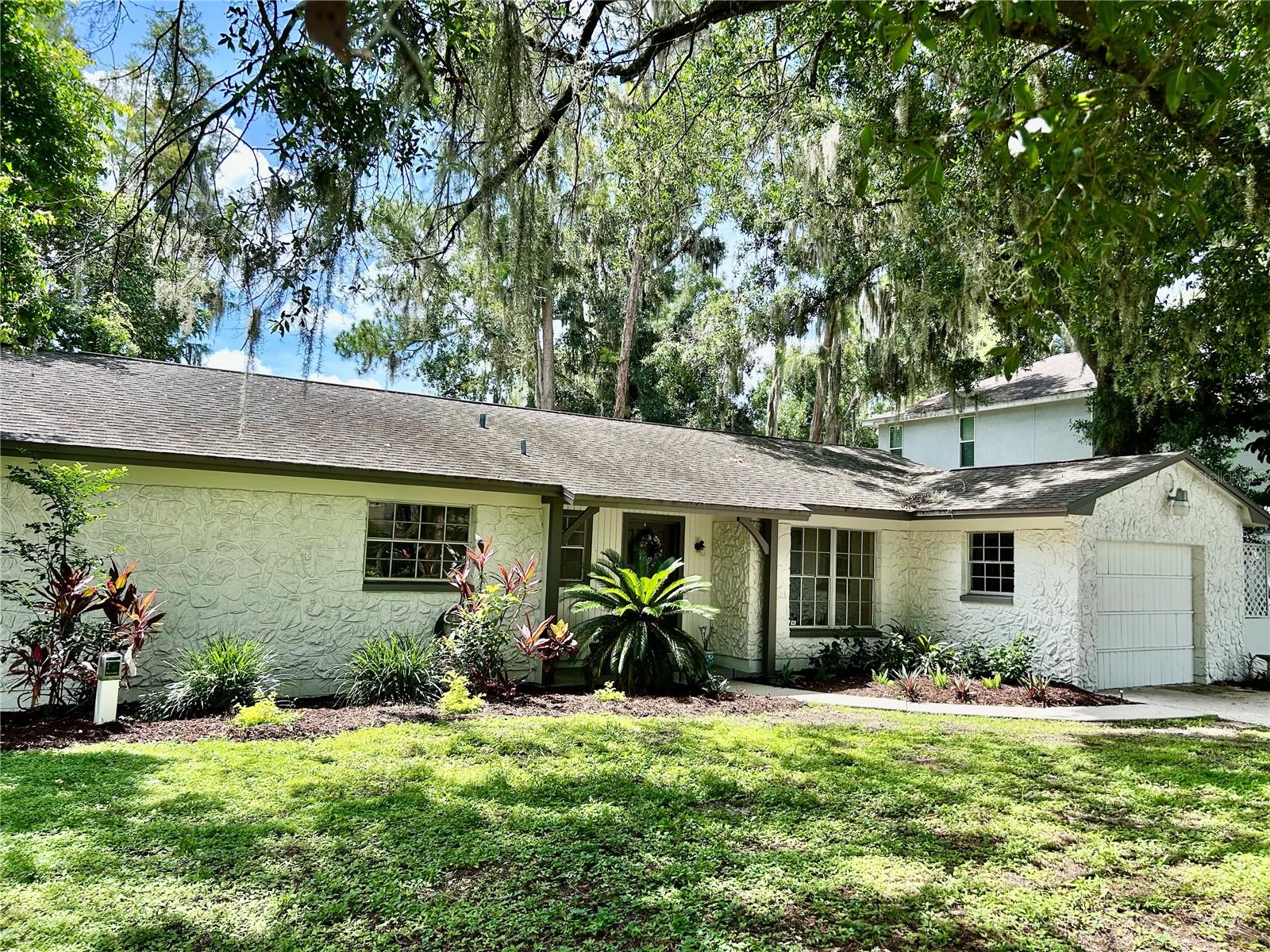 17017 PAULA LN, LUTZ, FL — photo 9