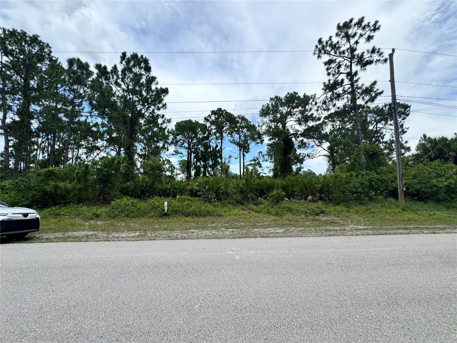 977 KELLOGG ST E, LEHIGH ACRES, FL — photo 6