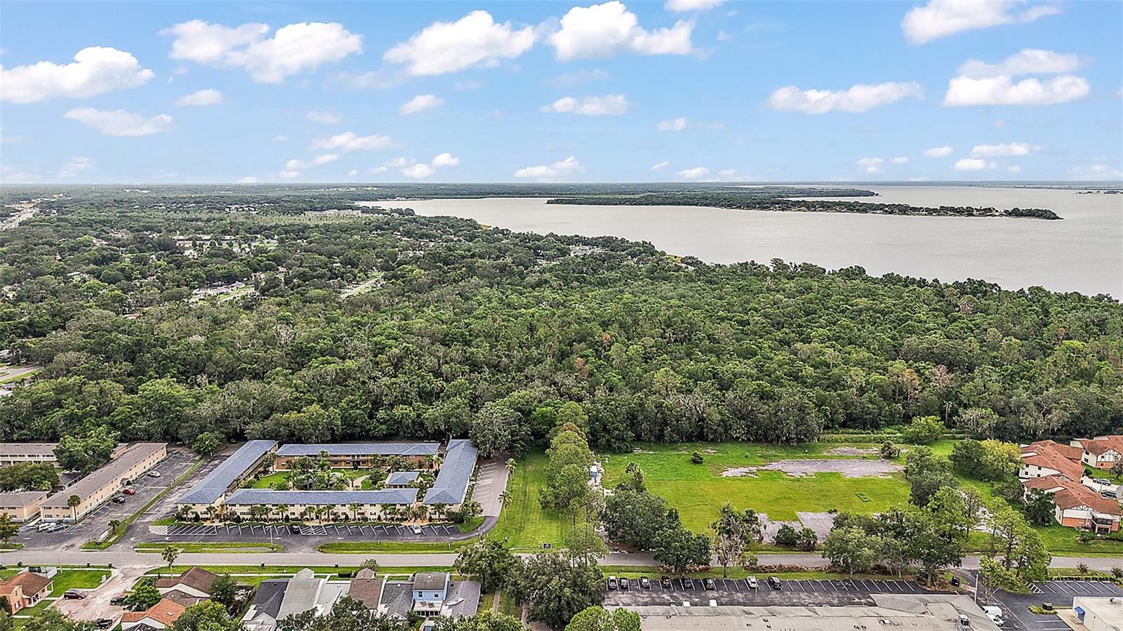 W OAK TERRACE DR, LEESBURG, FL — photo 3