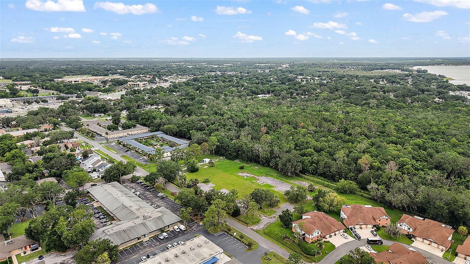 W OAK TERRACE DR, LEESBURG, FL — photo 5