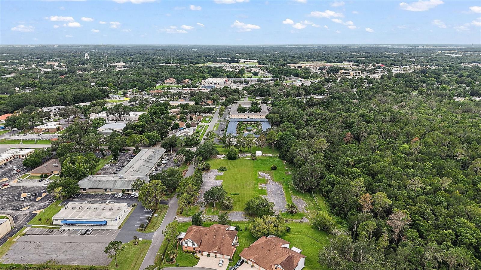 W OAK TERRACE DR, LEESBURG, FL — photo 7