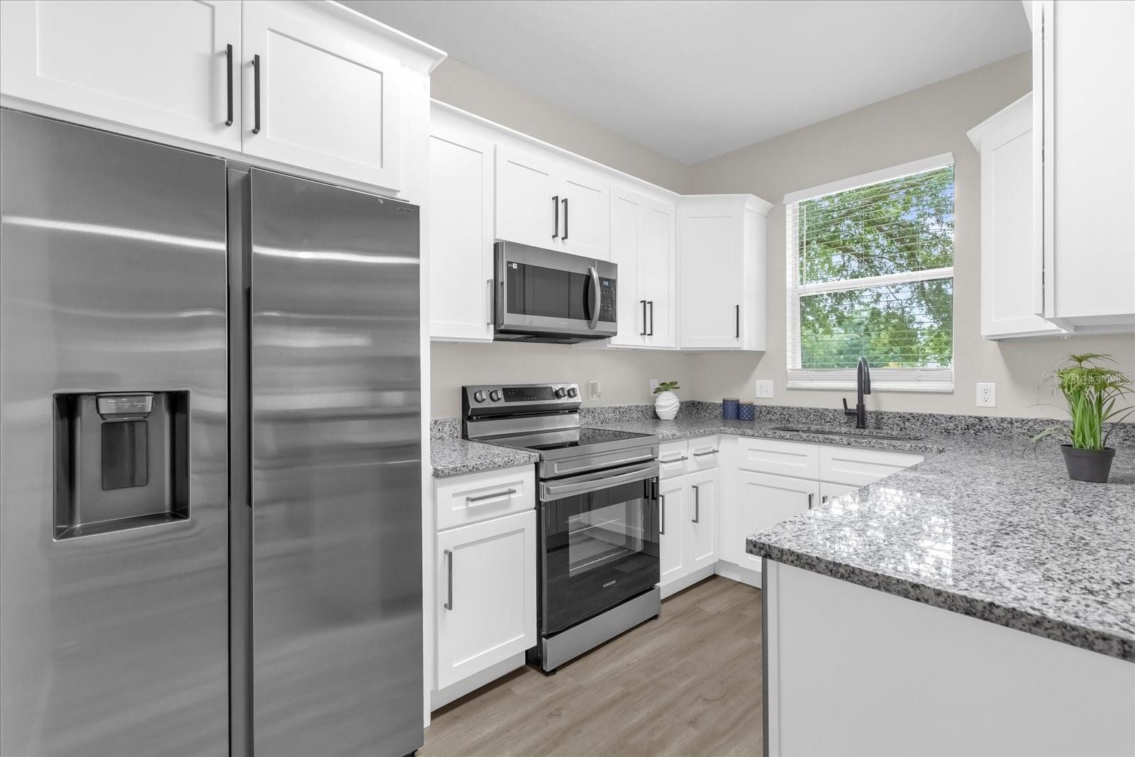2020 CALABRIA AVE, DAVENPORT, FL — photo 9