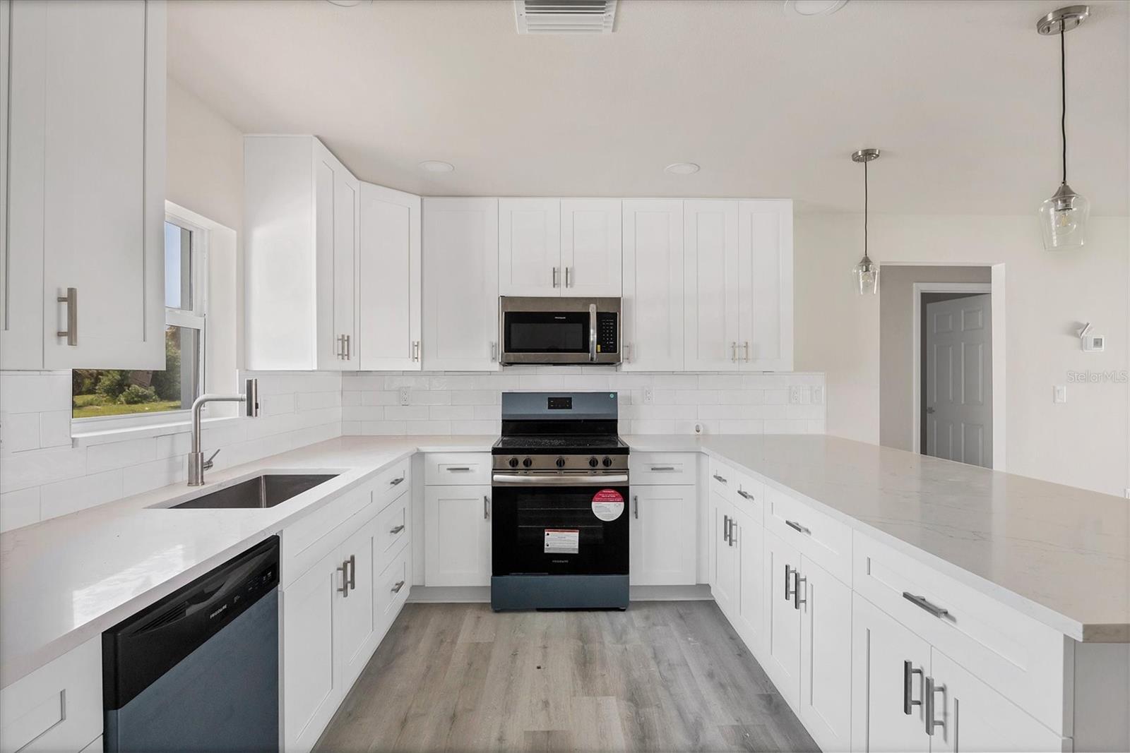 234 BOUNDARY BLVD, ROTONDA WEST, FL — photo 16