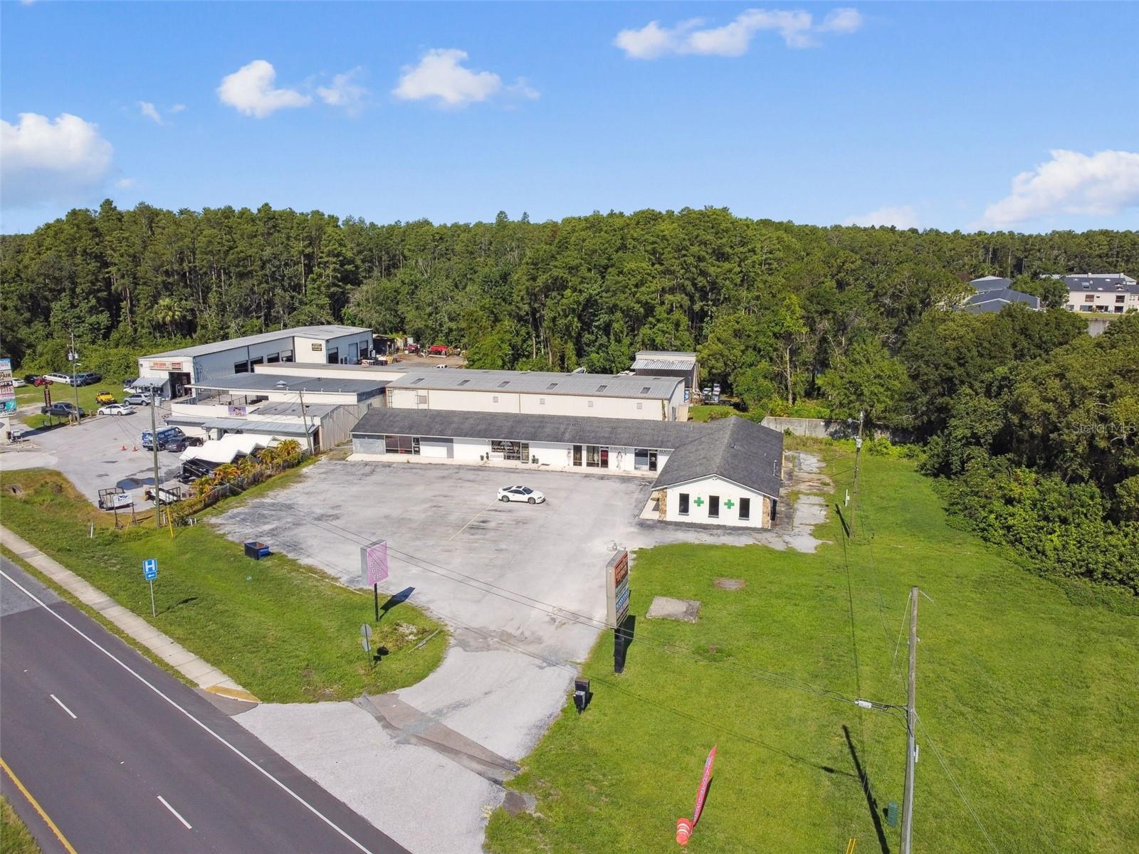 1703 DALE MABRY HWY, LUTZ, FL — photo 15