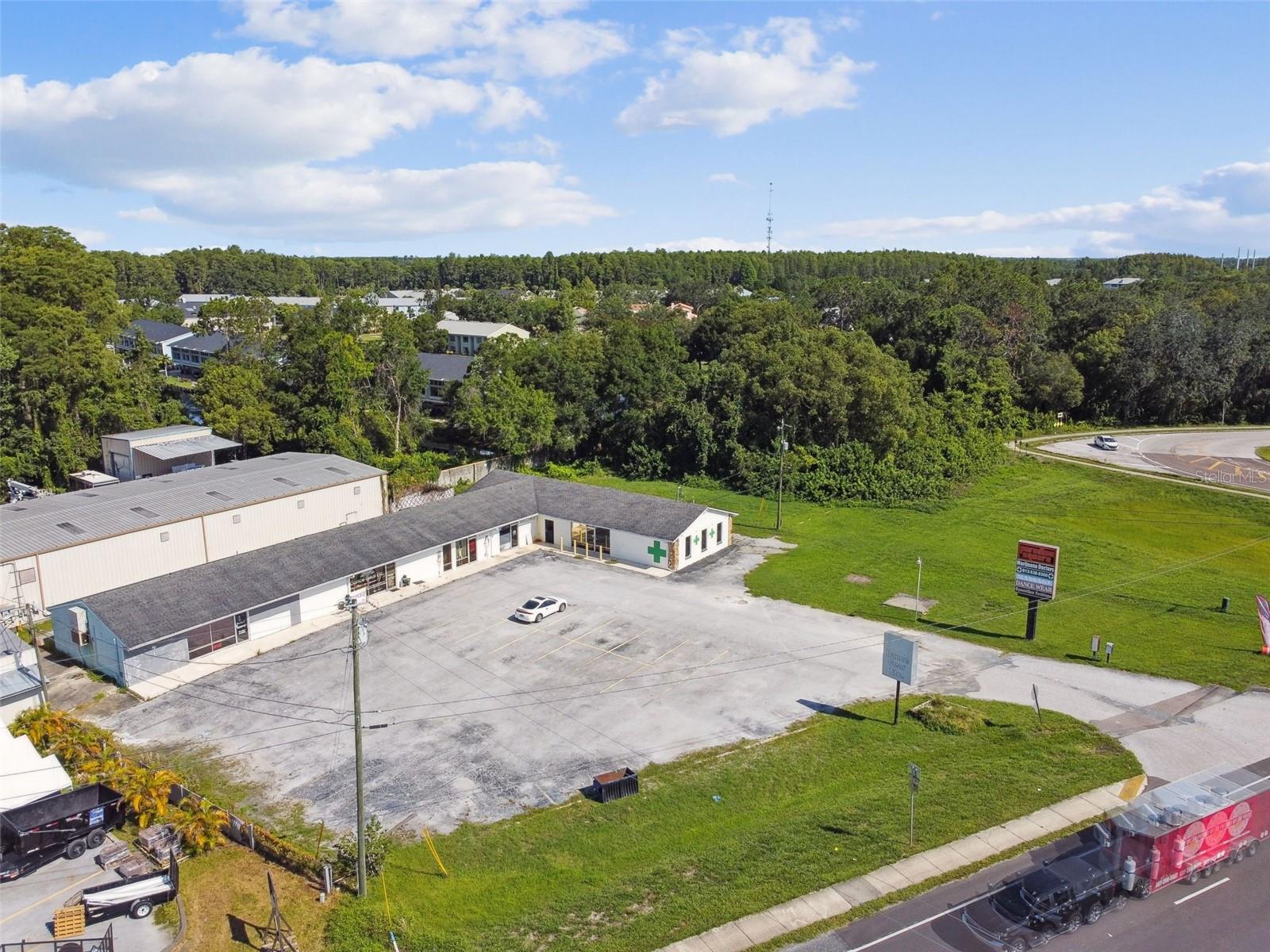1703 DALE MABRY HWY, LUTZ, FL — photo 17