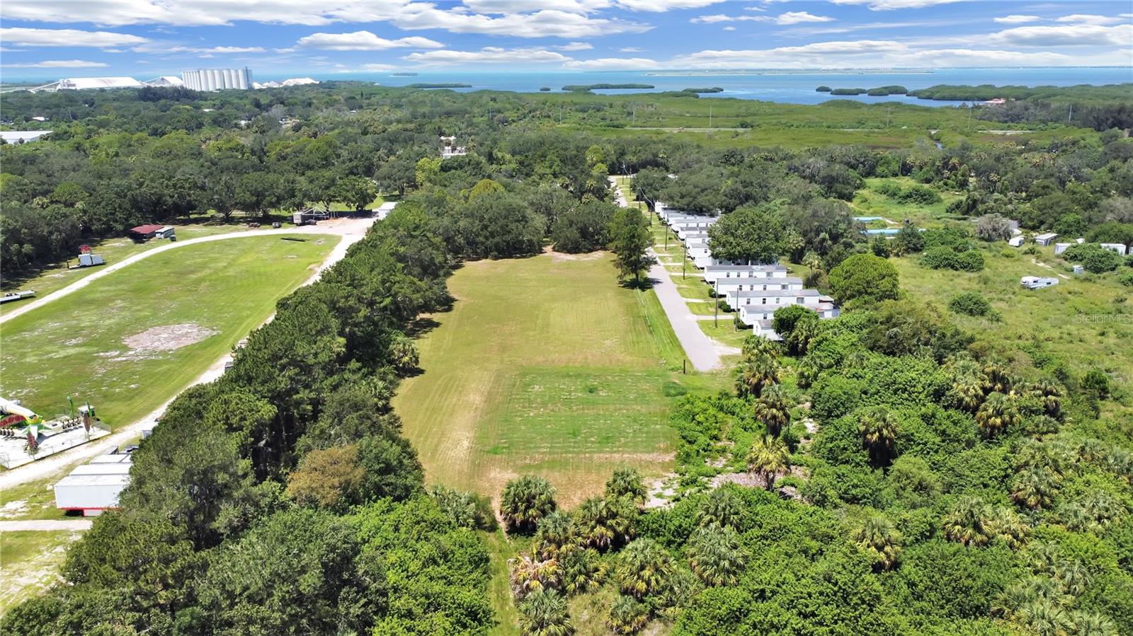 6304 EUGENE ACRES LN, GIBSONTON, FL — photo 6