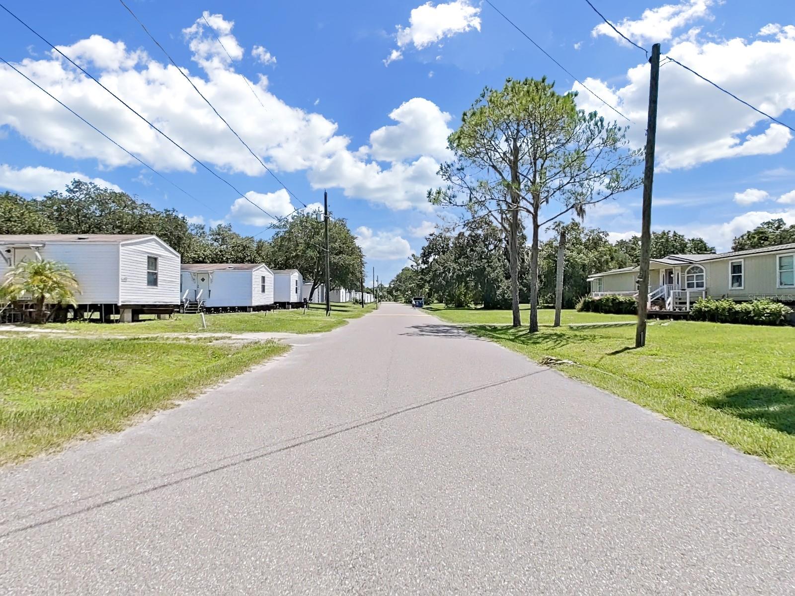 6304 EUGENE ACRES LN, GIBSONTON, FL — photo 10