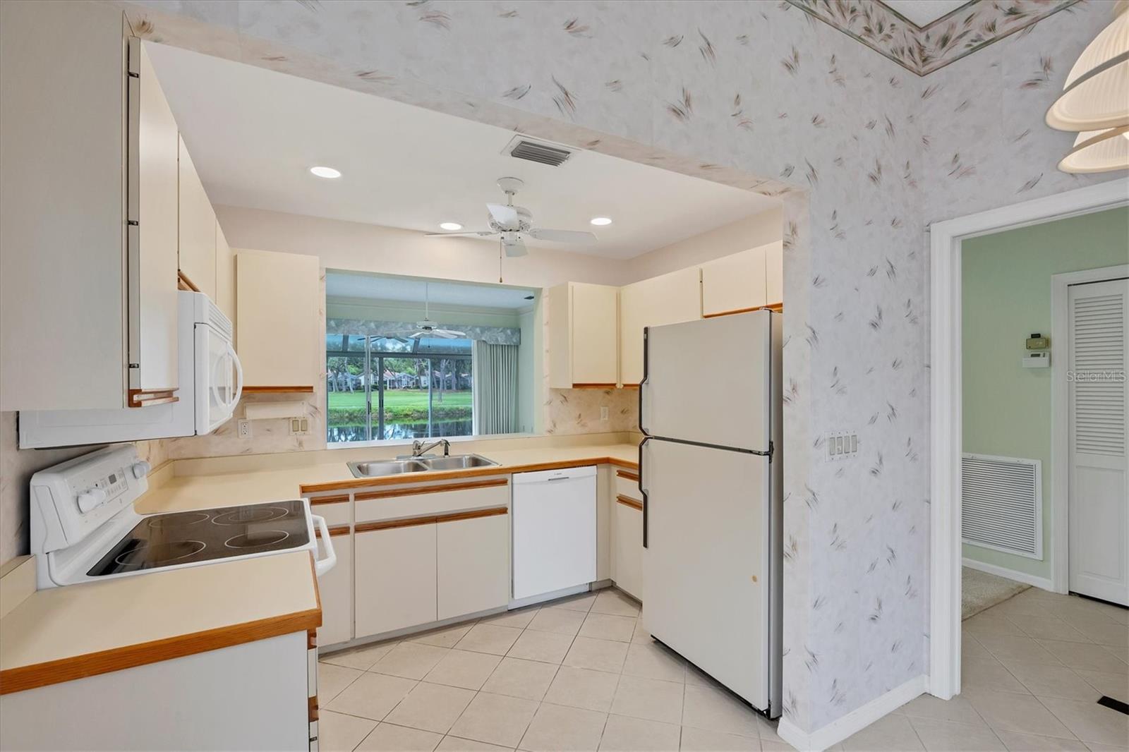 5662 LONG COMMON CIR #8, SARASOTA, FL — photo 19