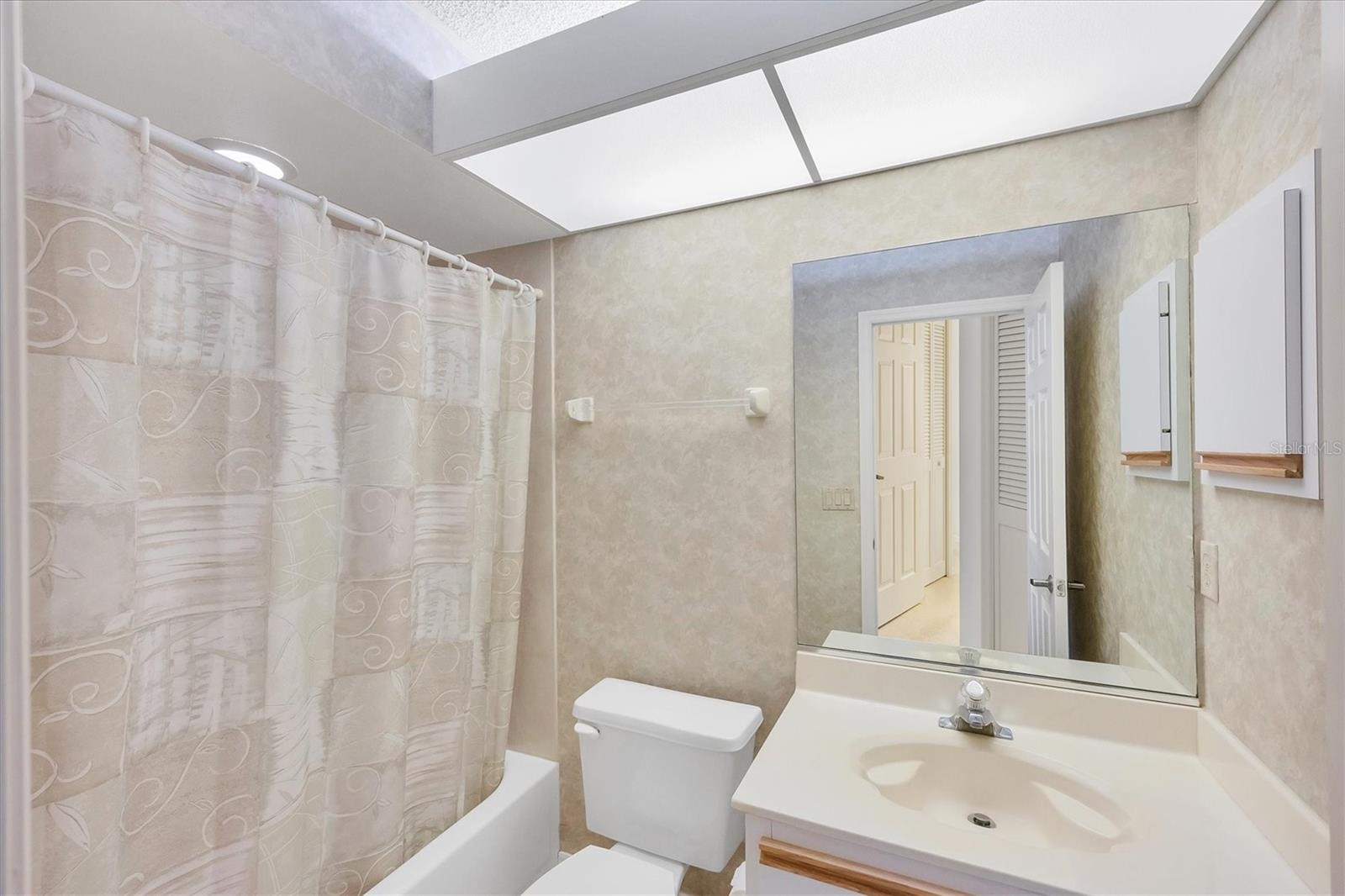 5662 LONG COMMON CIR #8, SARASOTA, FL — photo 33
