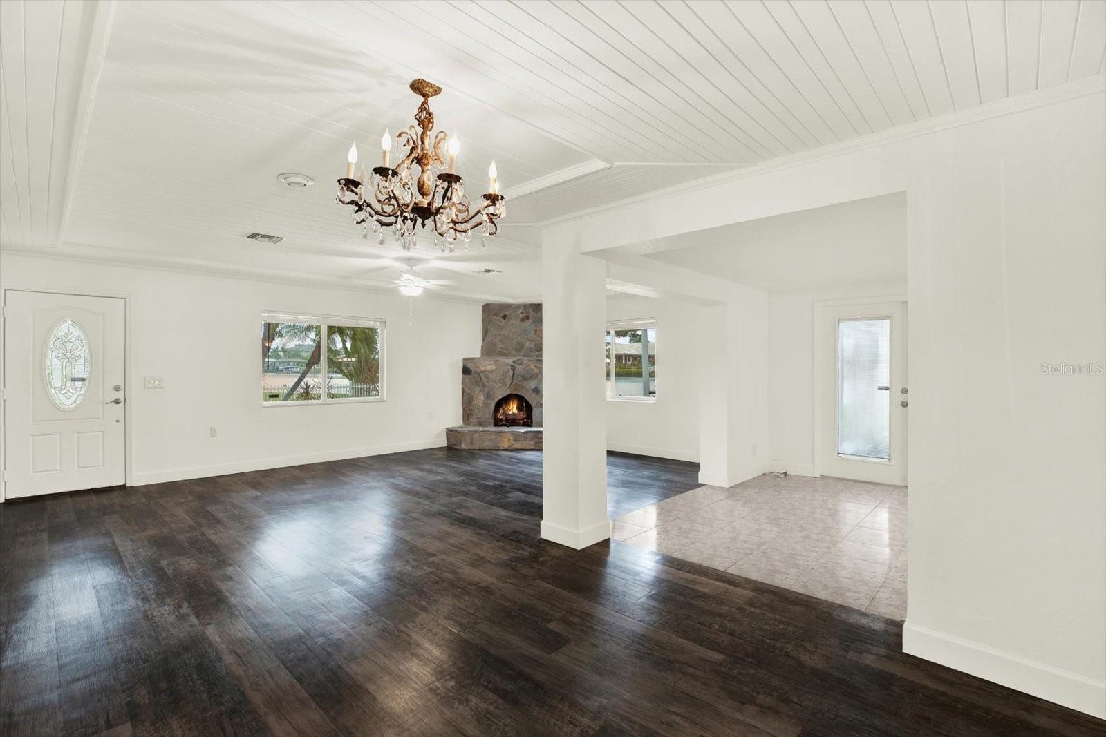 102 W NORTH BRANCH RD, RUSKIN, FL — photo 13