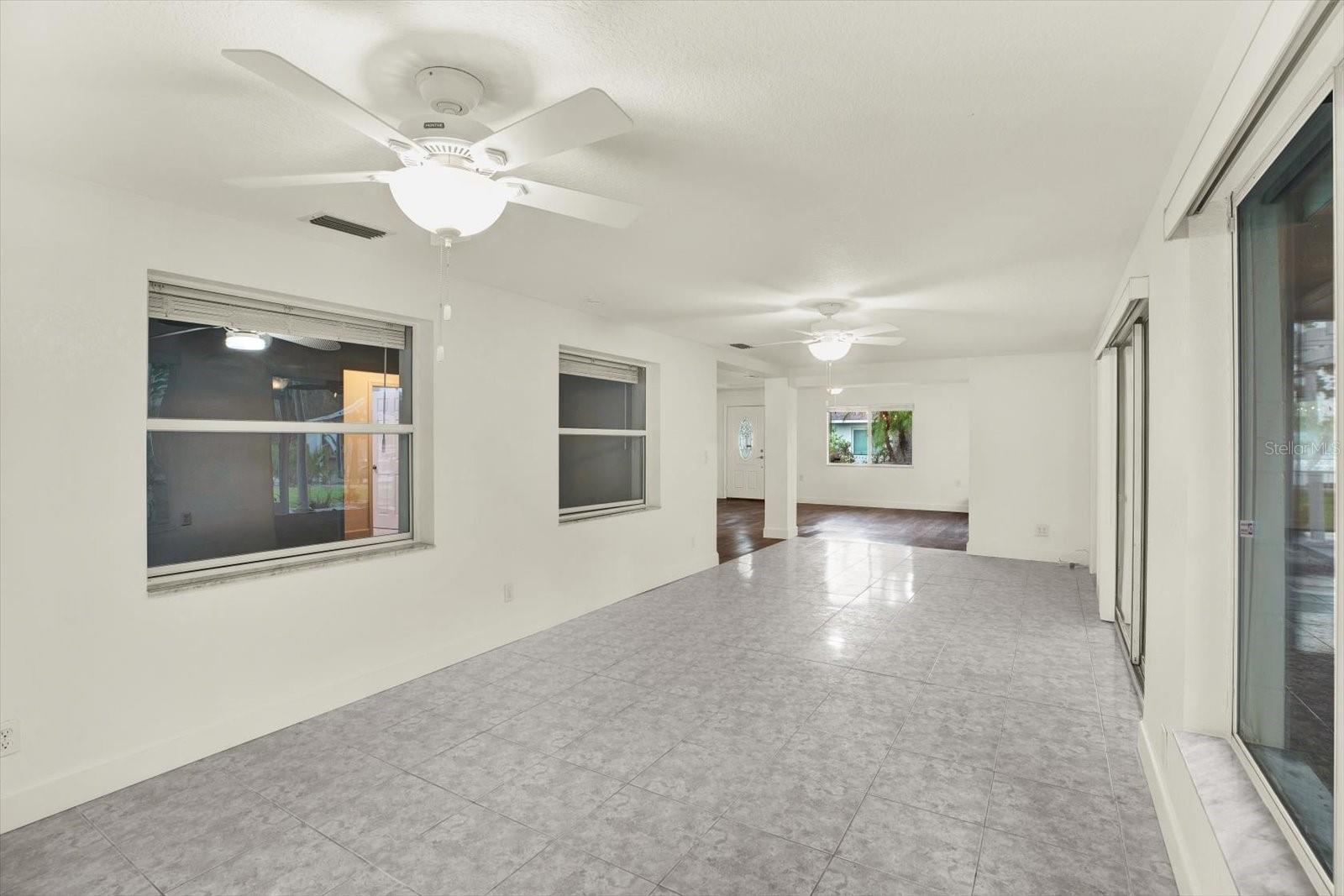 102 W NORTH BRANCH RD, RUSKIN, FL — photo 14