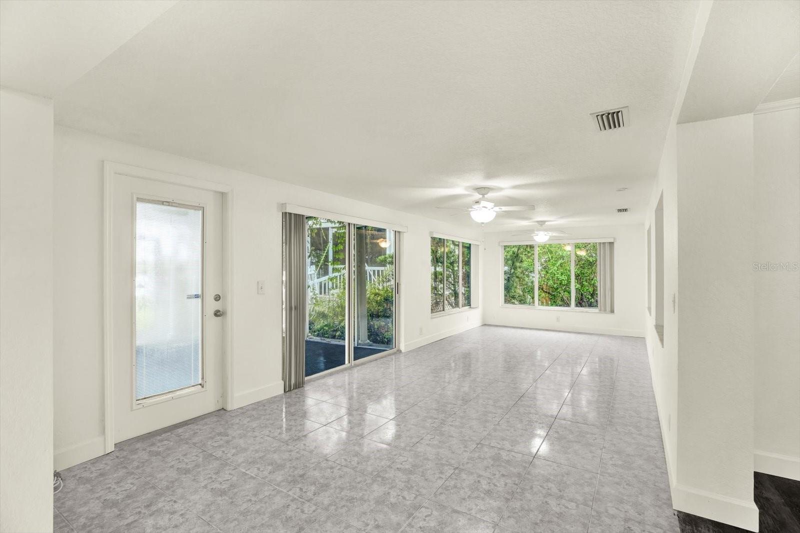 102 W NORTH BRANCH RD, RUSKIN, FL — photo 15
