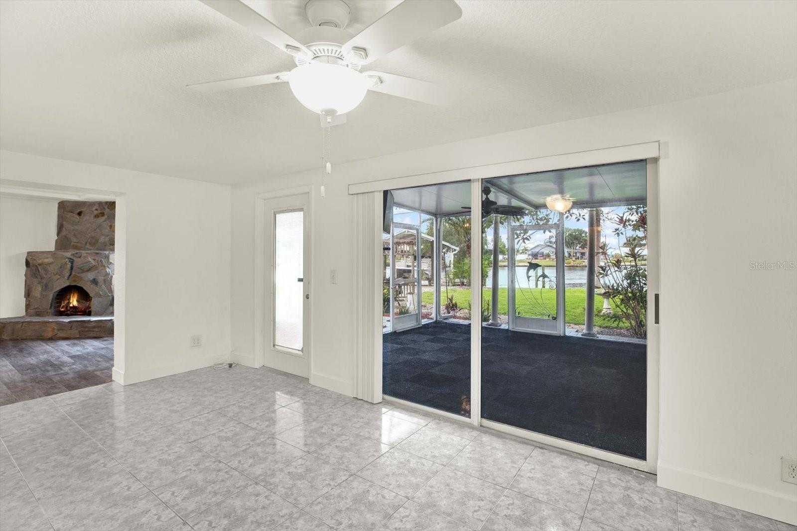 102 W NORTH BRANCH RD, RUSKIN, FL — photo 16