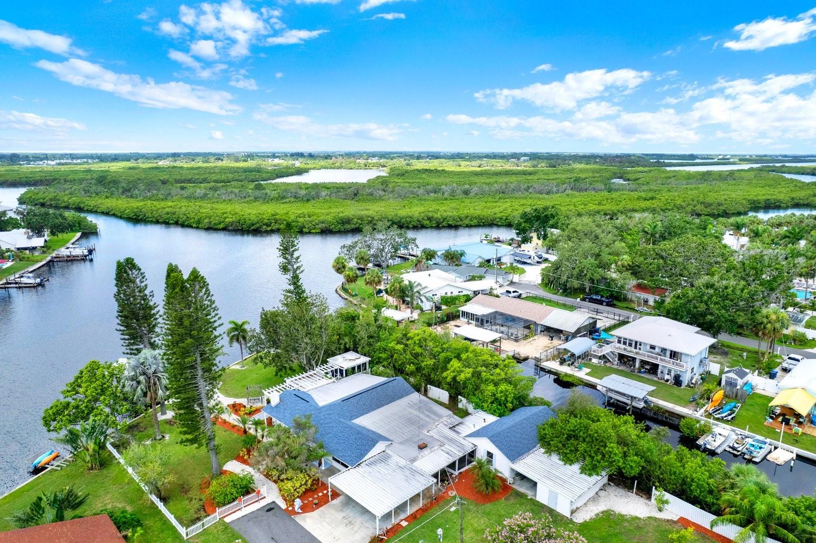 102 W NORTH BRANCH RD, RUSKIN, FL — photo 47