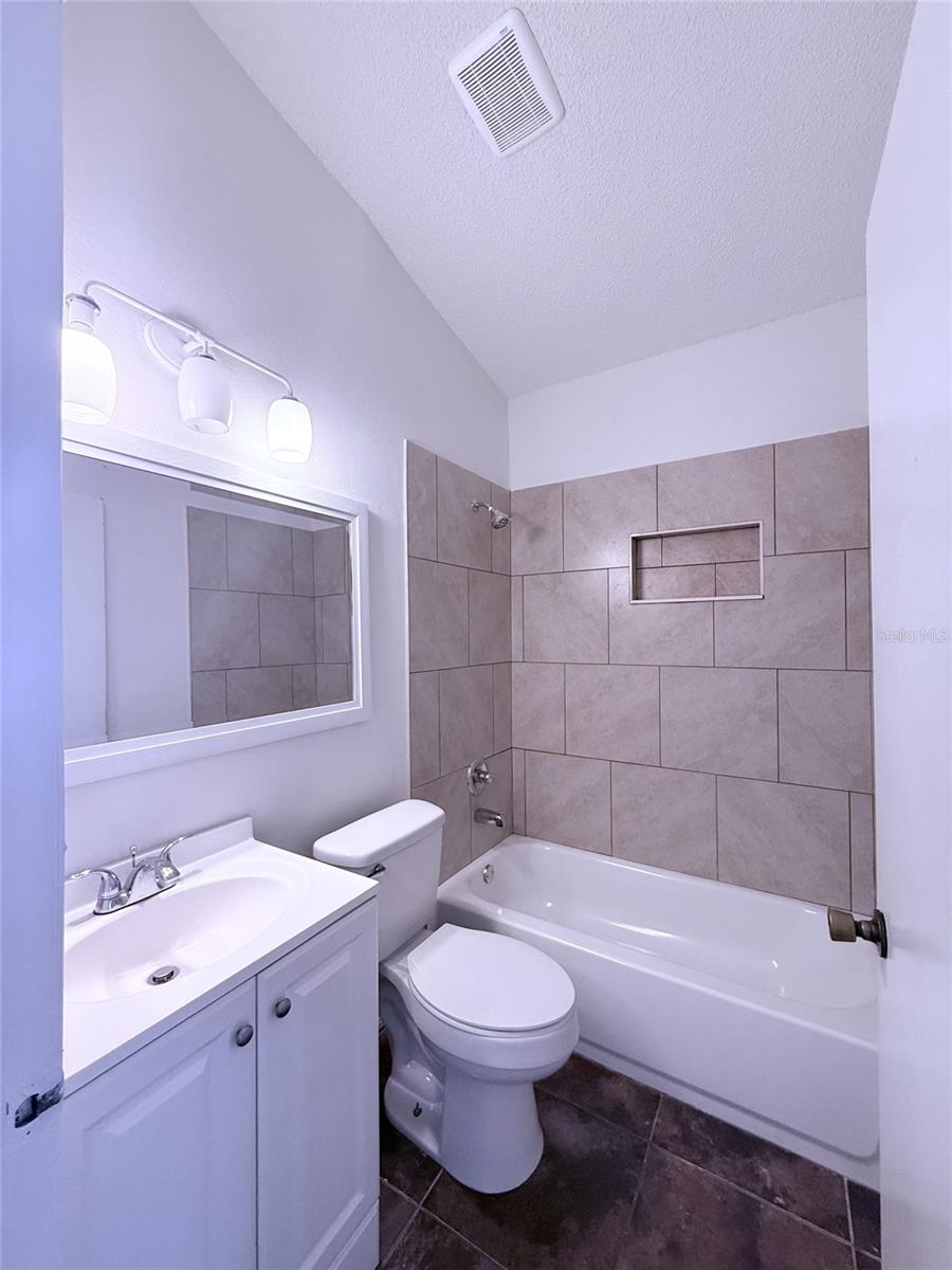 7219 EDGEWATER SHORES CT, ORLANDO, FL — photo 11