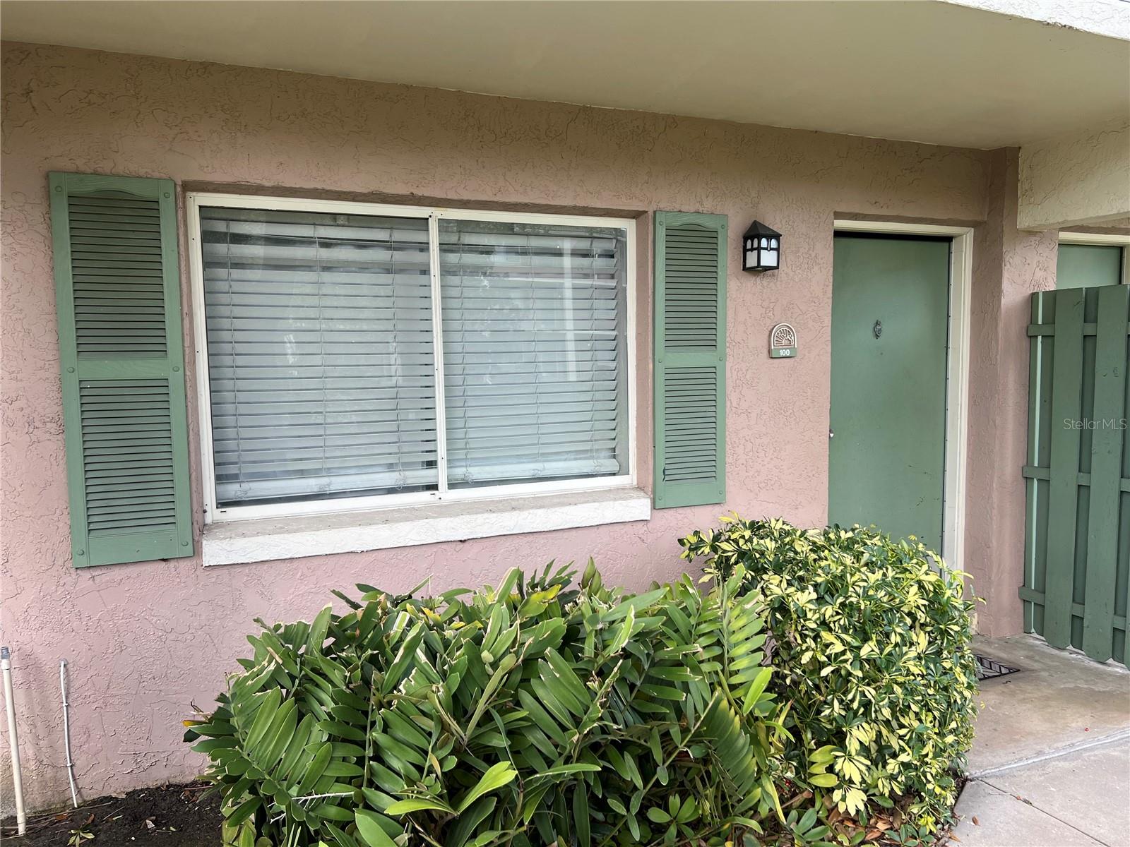 133 OYSTER BAY CIR #100, ALTAMONTE SPRINGS, FL