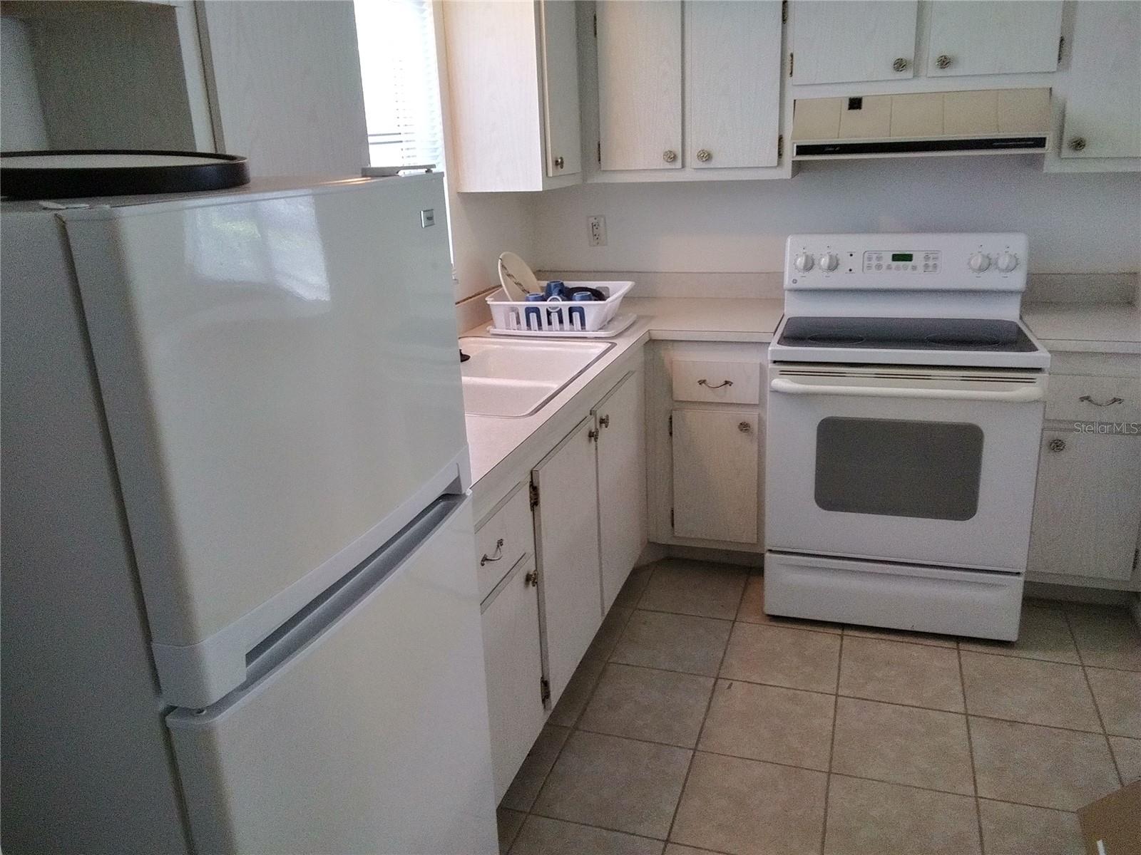 390 301 BLVD W #8D, BRADENTON, FL — photo 8