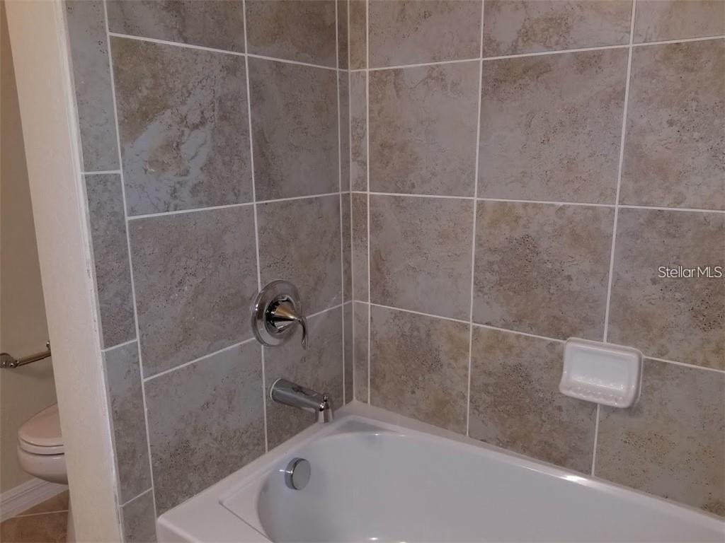 20430 LAGENTE CIR, VENICE, FL — photo 10