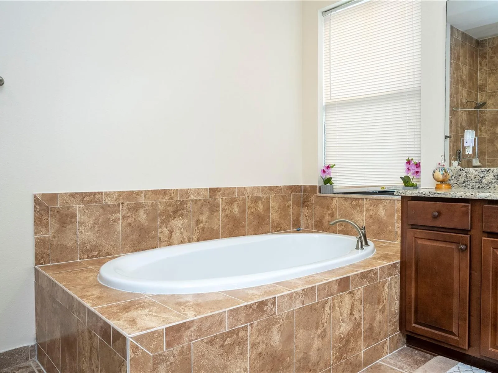 11009 MOBBERLEY CIR, ORLANDO, FL — photo 52