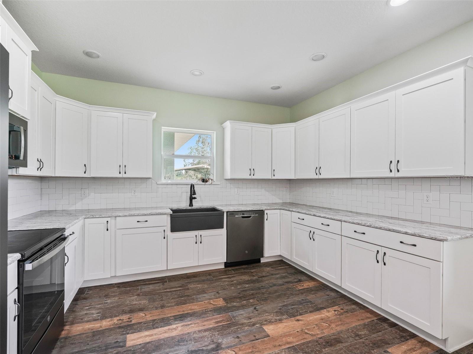 8567 CR 635, BUSHNELL, FL — photo 14