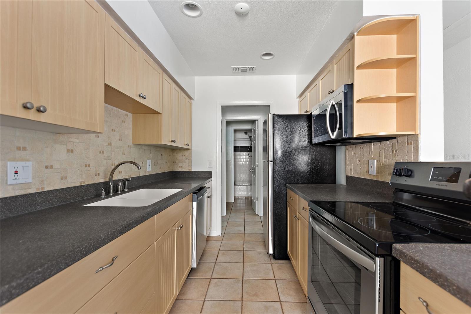 3753 46TH AVE S #10, ST PETERSBURG, FL — photo 12