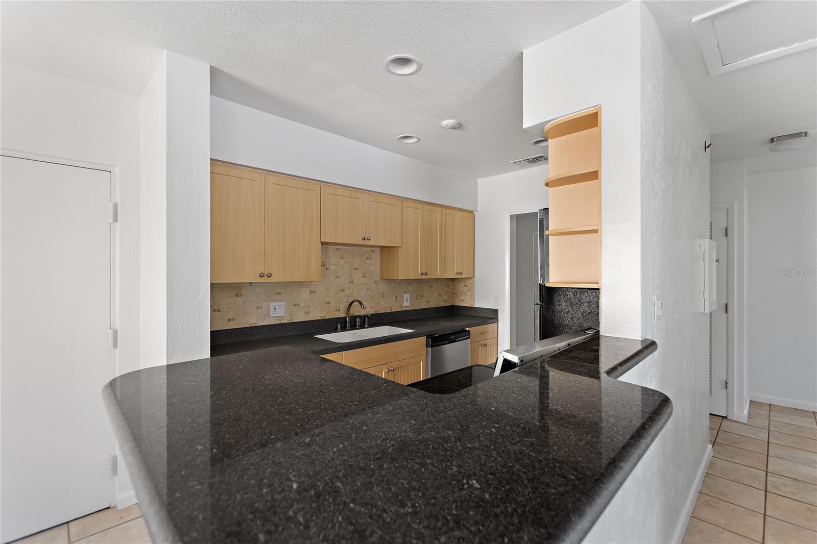 3753 46TH AVE S #10, ST PETERSBURG, FL — photo 13