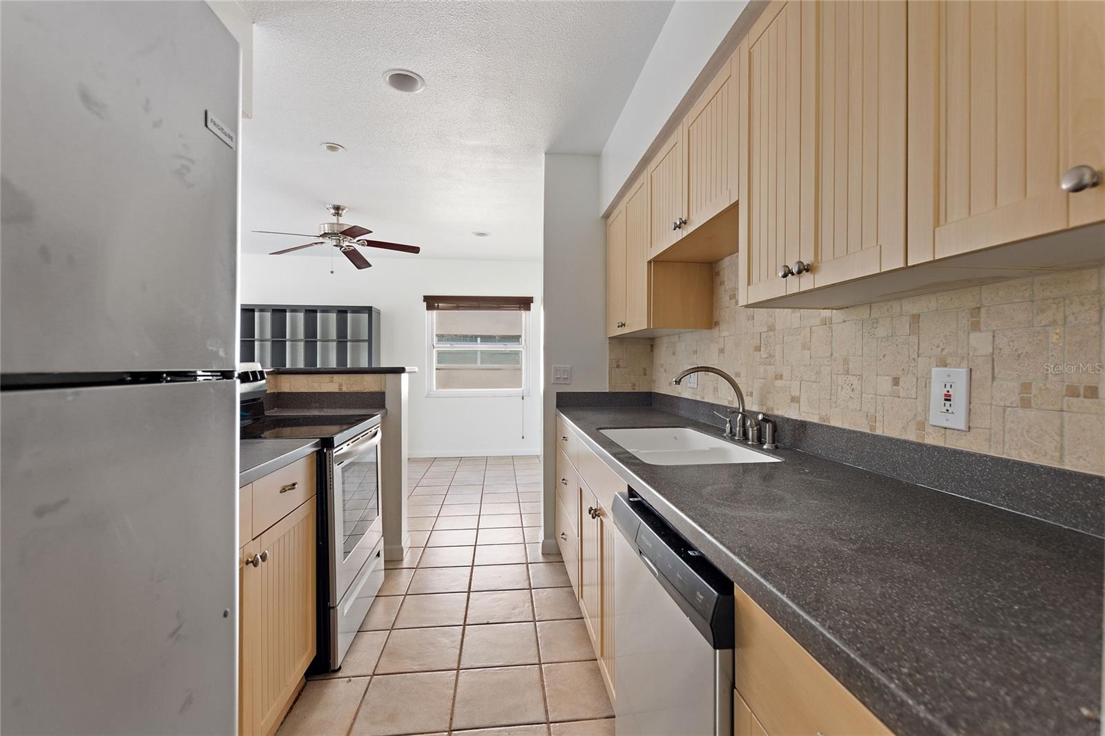 3753 46TH AVE S #10, ST PETERSBURG, FL — photo 14