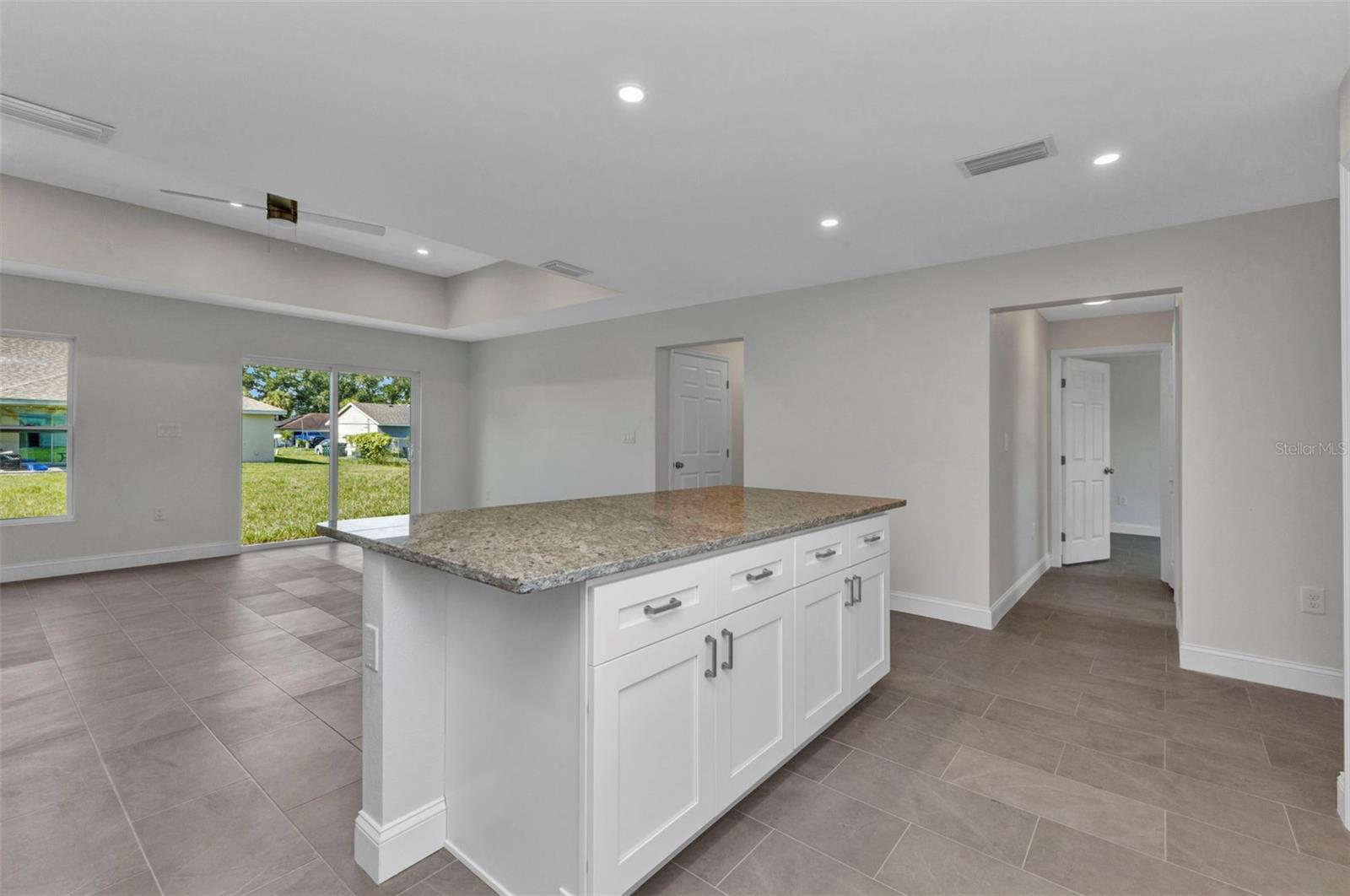3435 W PRICE BLVD, NORTH PORT, FL — photo 11