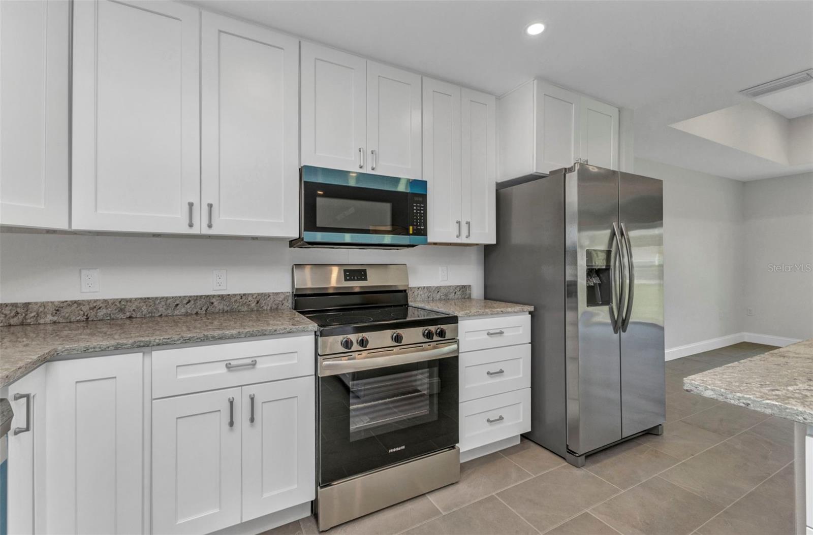 3435 W PRICE BLVD, NORTH PORT, FL — photo 12