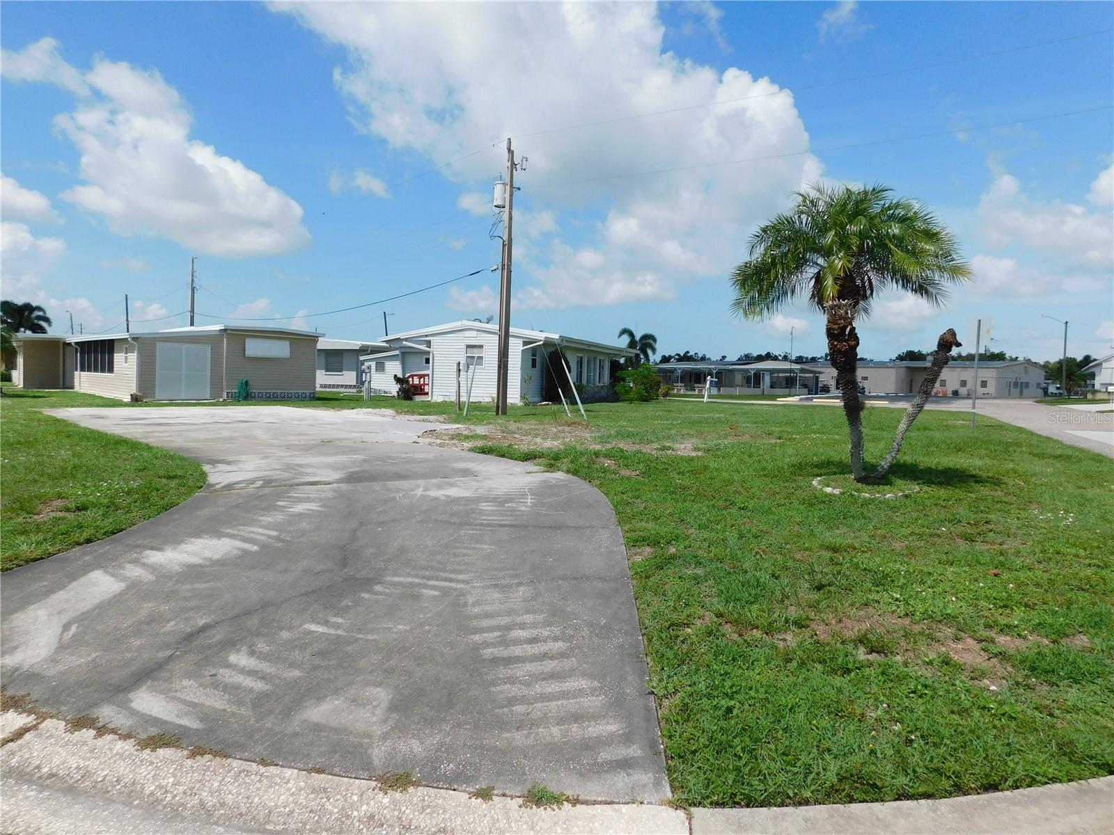 1205 43RD AVENUE DR E, ELLENTON, FL