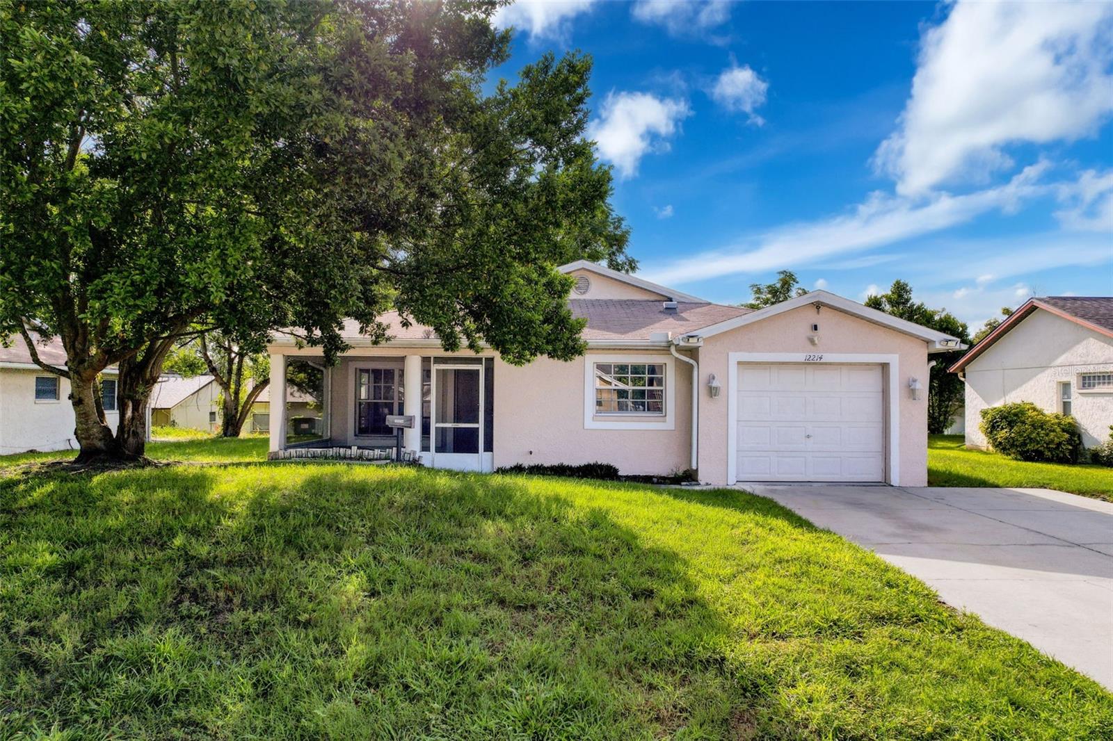 12214 PARTRIDGE HILL ROW, HUDSON, FL — photo 3
