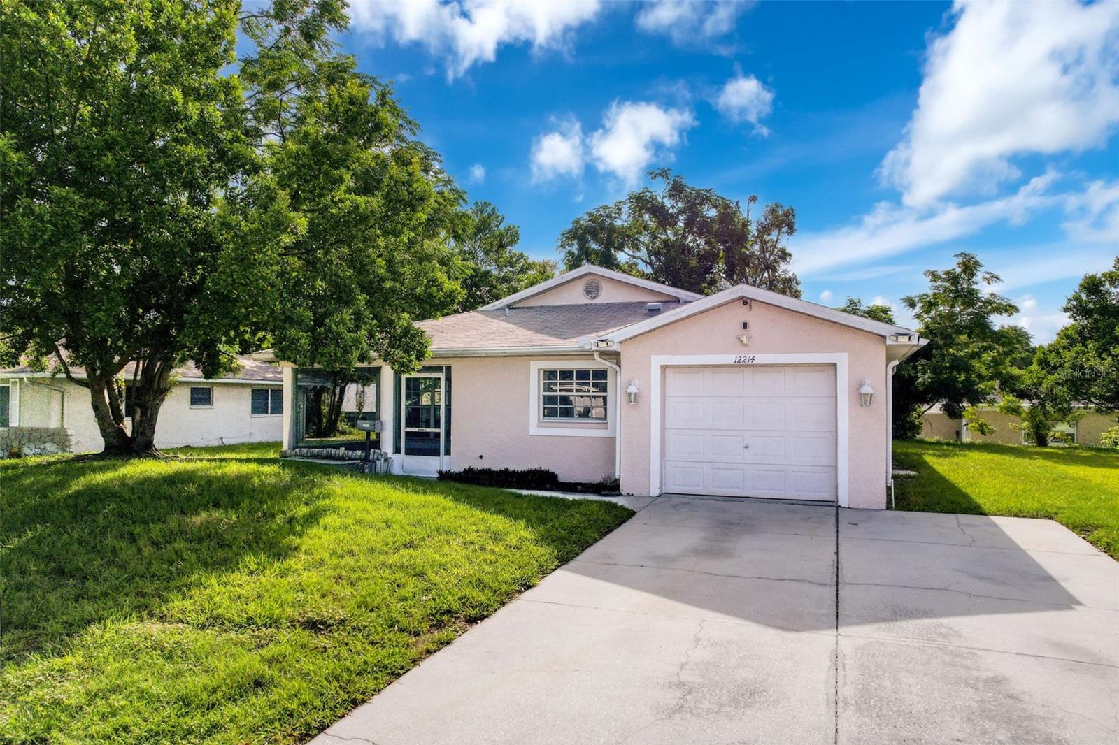 12214 PARTRIDGE HILL ROW, HUDSON, FL — photo 4