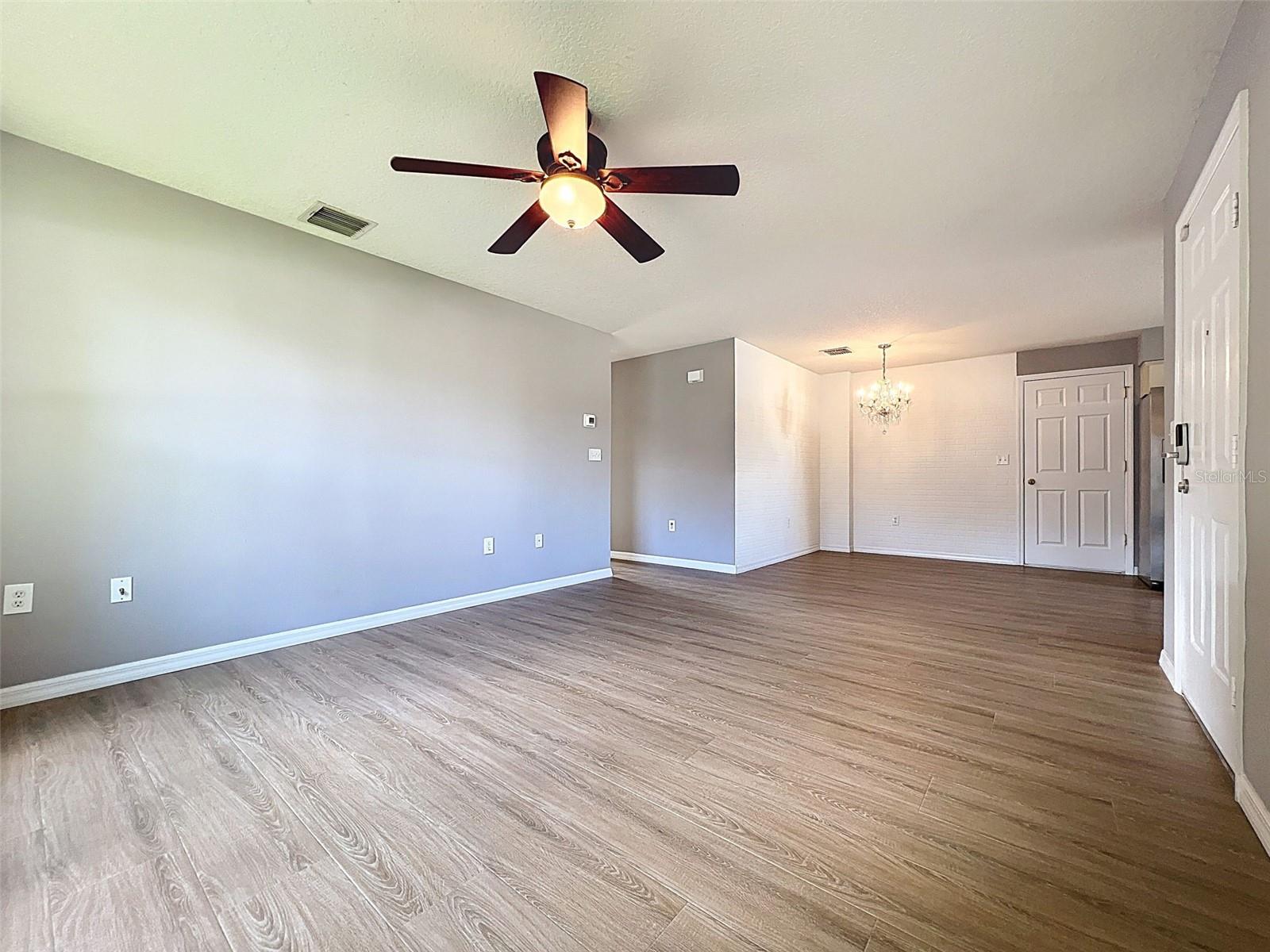 12214 PARTRIDGE HILL ROW, HUDSON, FL — photo 15