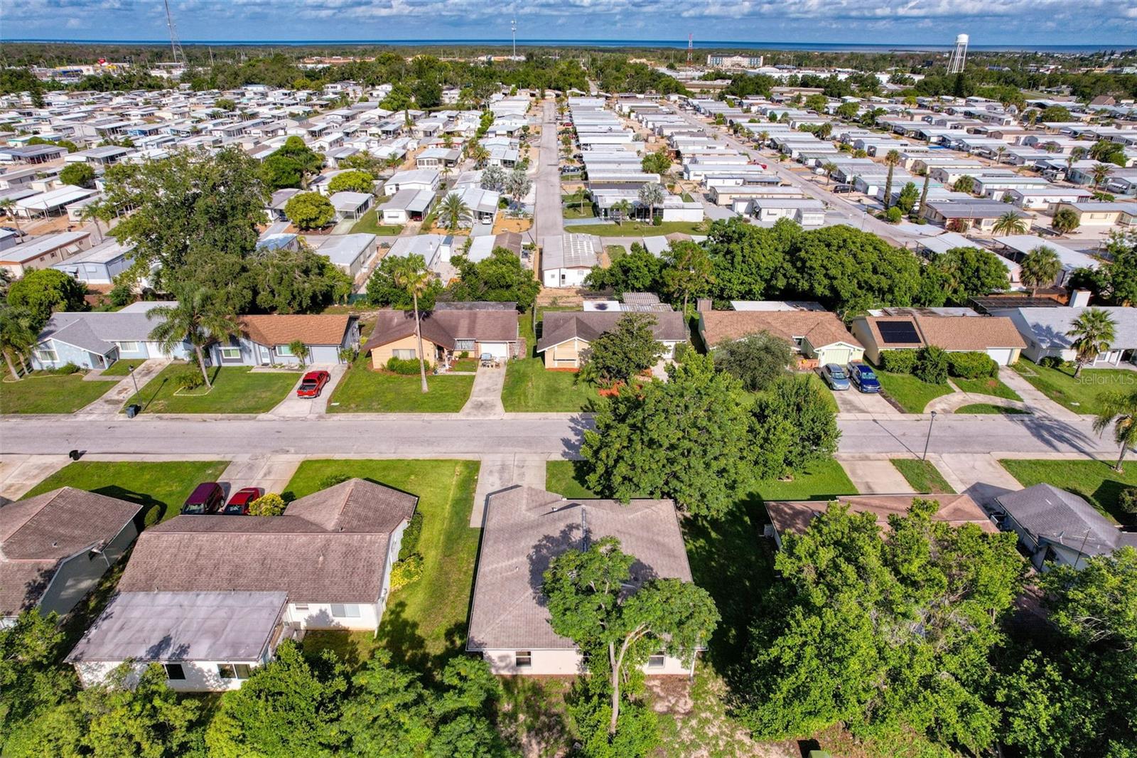 12214 PARTRIDGE HILL ROW, HUDSON, FL — photo 70