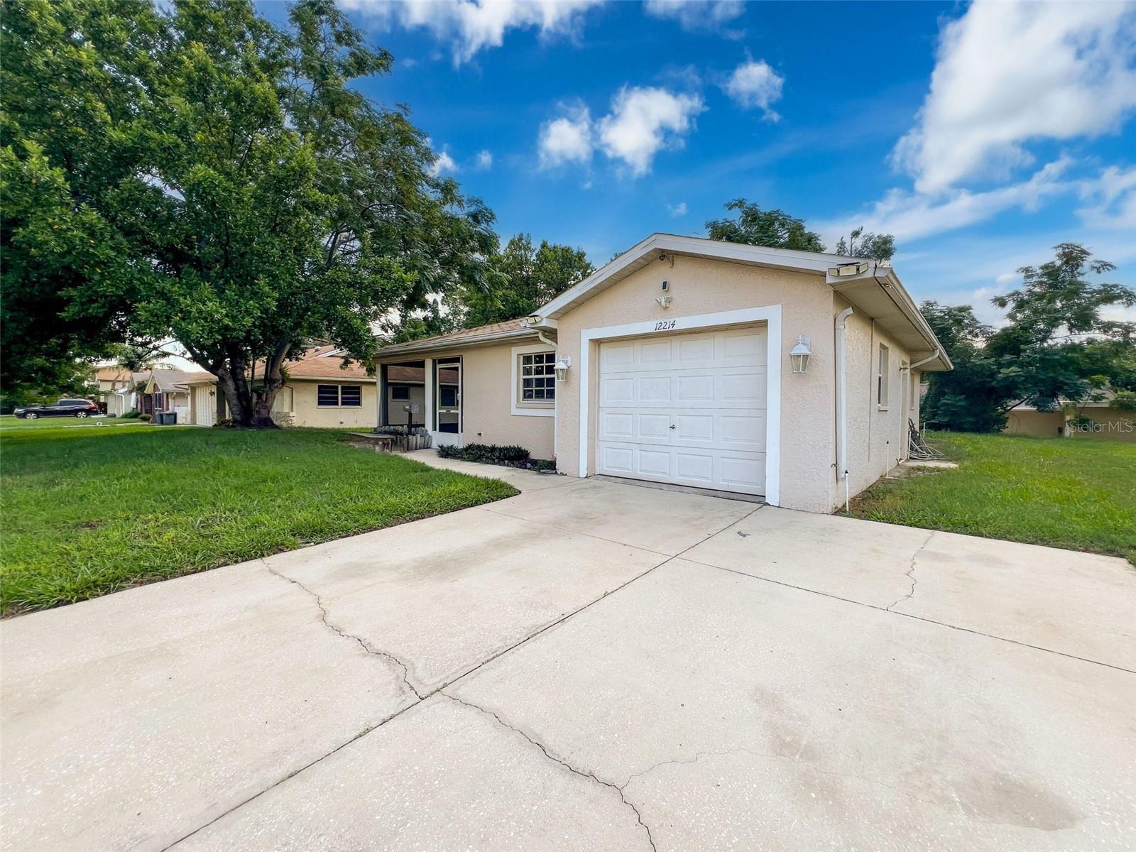 12214 PARTRIDGE HILL ROW, HUDSON, FL — photo 75