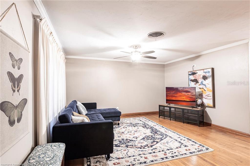 2600 LAKEVIEW DR, SEBRING, FL — photo 2