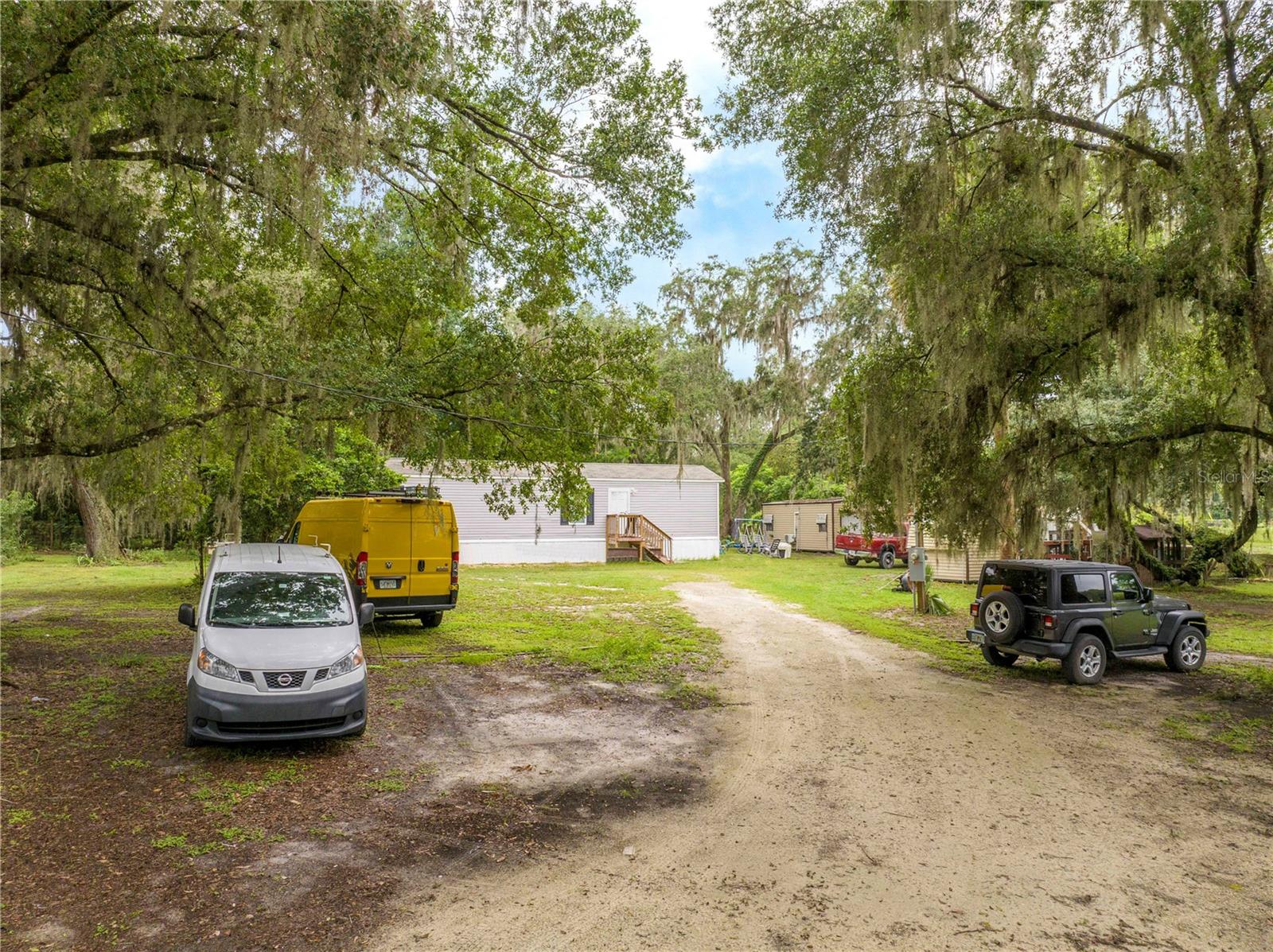 36720 EMERALDA ISLAND RD, LEESBURG, FL — photo 7