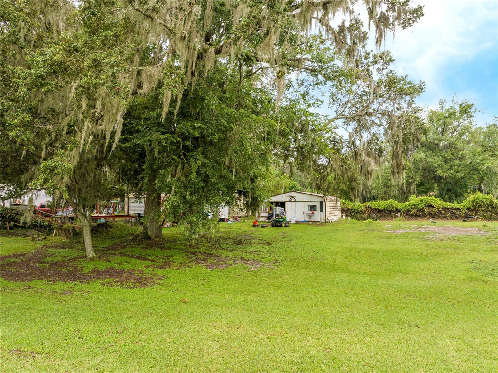 36720 EMERALDA ISLAND RD, LEESBURG, FL — photo 71