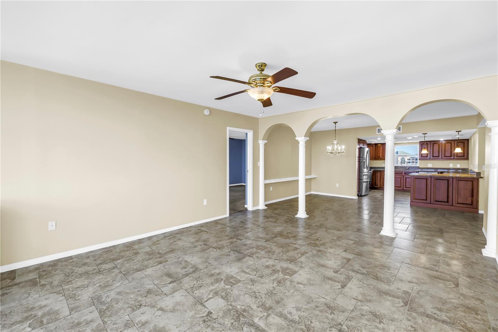 5108 BRITTANY DR S #908, ST PETERSBURG, FL — photo 17