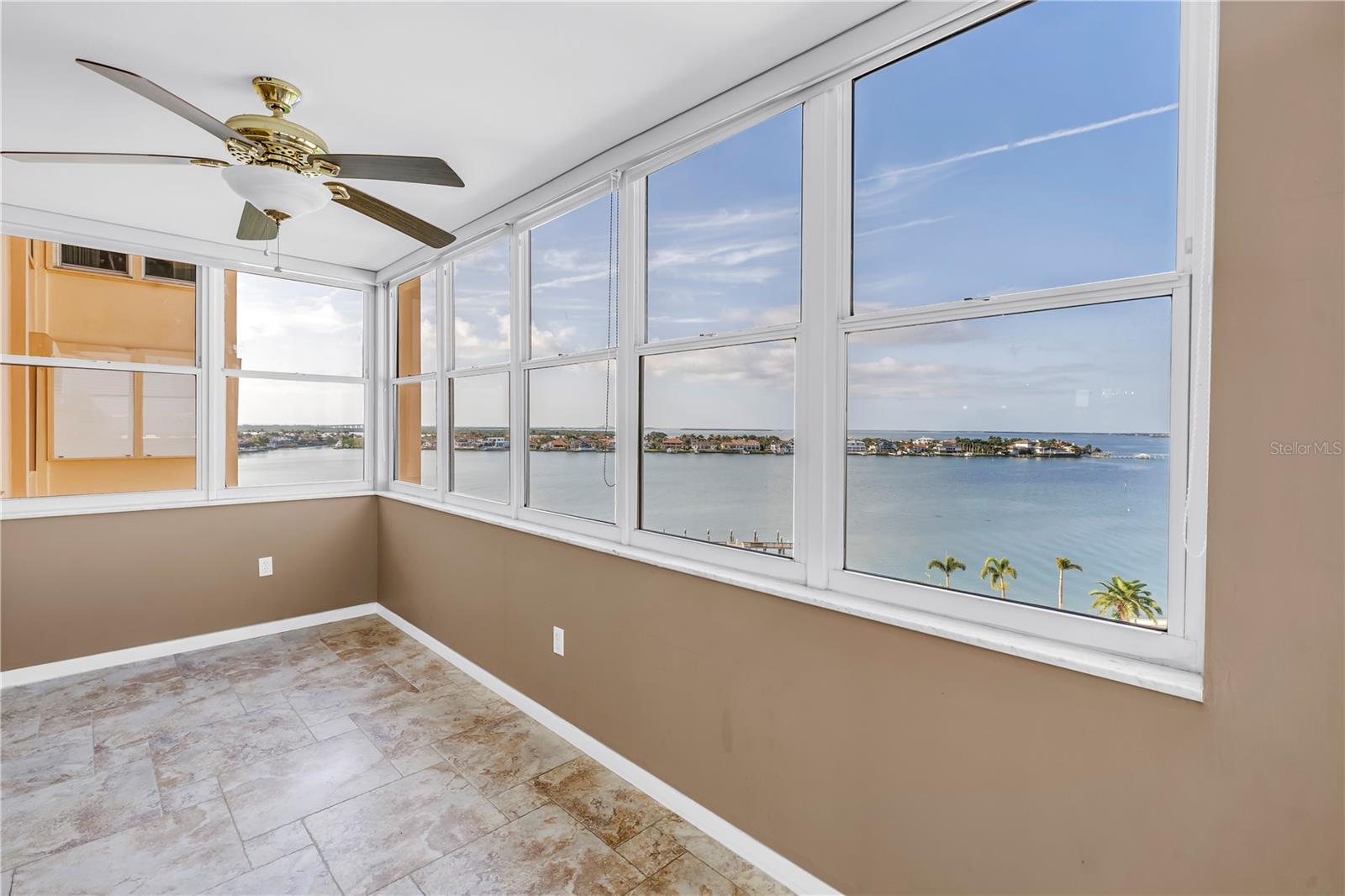 5108 BRITTANY DR S #908, ST PETERSBURG, FL — photo 21
