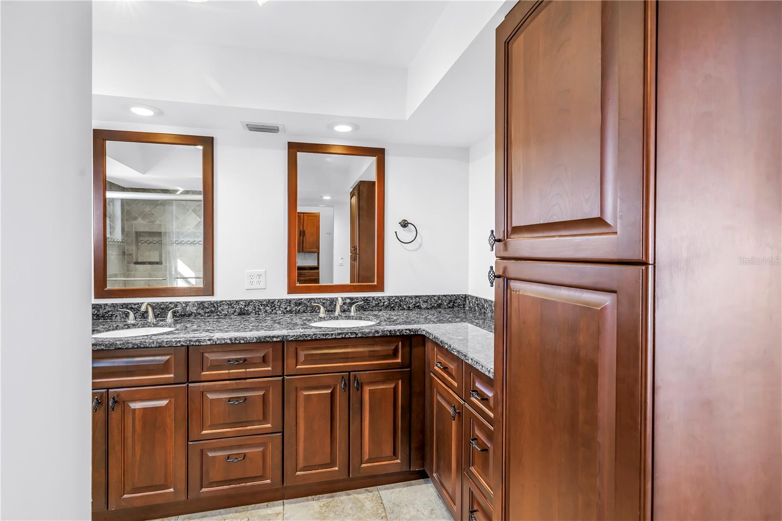 5108 BRITTANY DR S #908, ST PETERSBURG, FL — photo 30