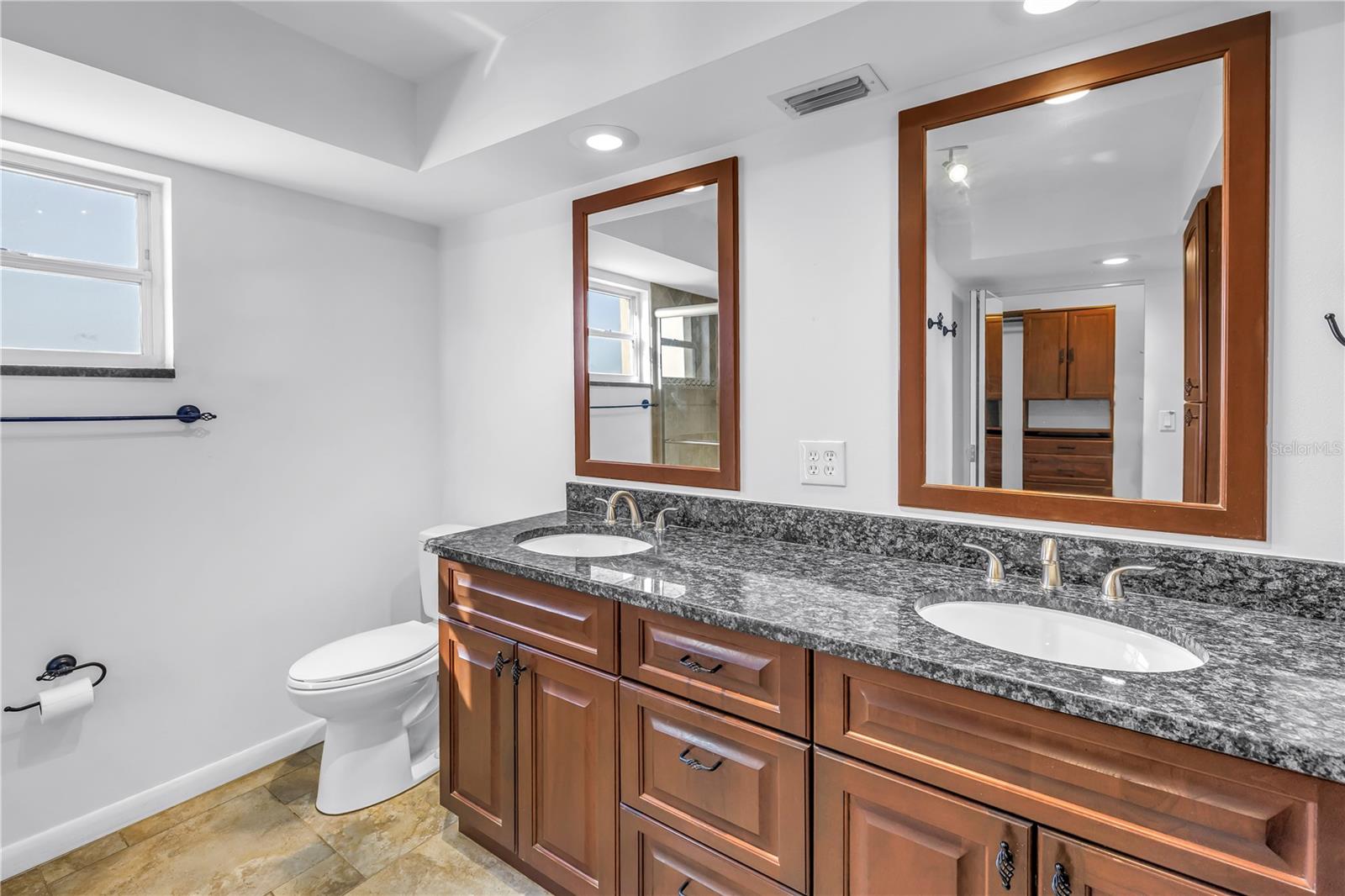 5108 BRITTANY DR S #908, ST PETERSBURG, FL — photo 31