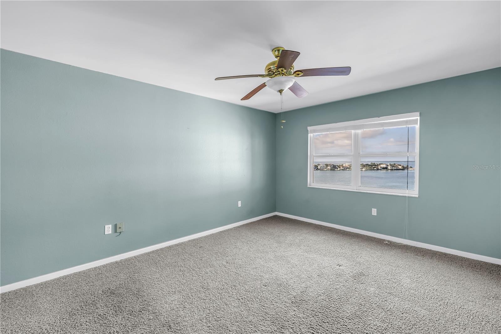 5108 BRITTANY DR S #908, ST PETERSBURG, FL — photo 33