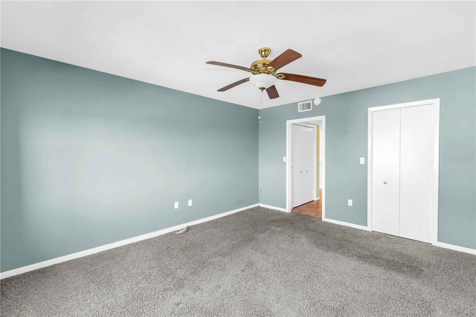 5108 BRITTANY DR S #908, ST PETERSBURG, FL — photo 34